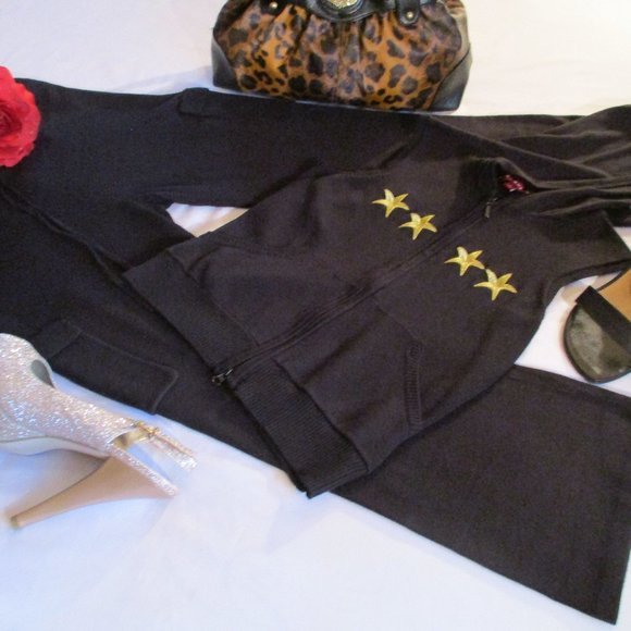 JJ BASICS 2PC KNIT SET ¾” PANTS AND HOODIE W/STARS - Picture 3 of 16